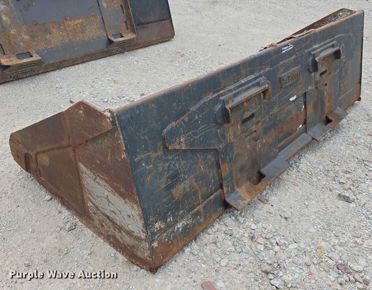 image for item EO1091 4 skid steer buckets