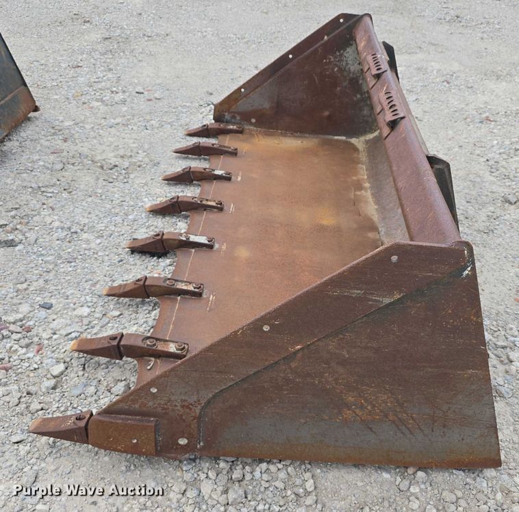 image for item EO1091 4 skid steer buckets