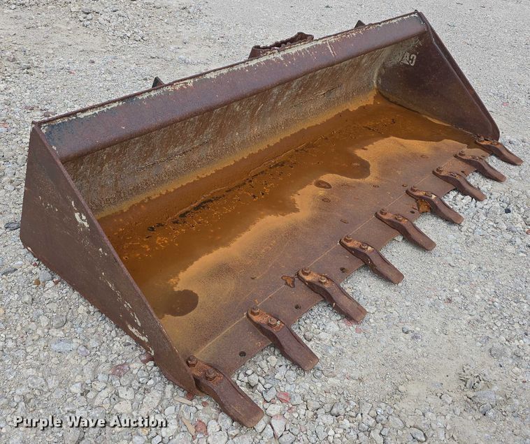 image for item EO1091 4 skid steer buckets