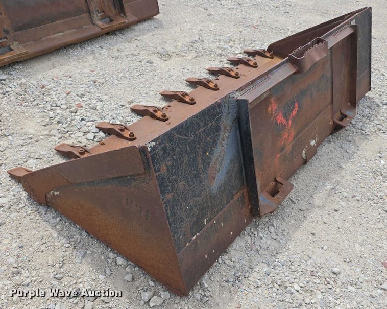 image for item EO1091 4 skid steer buckets