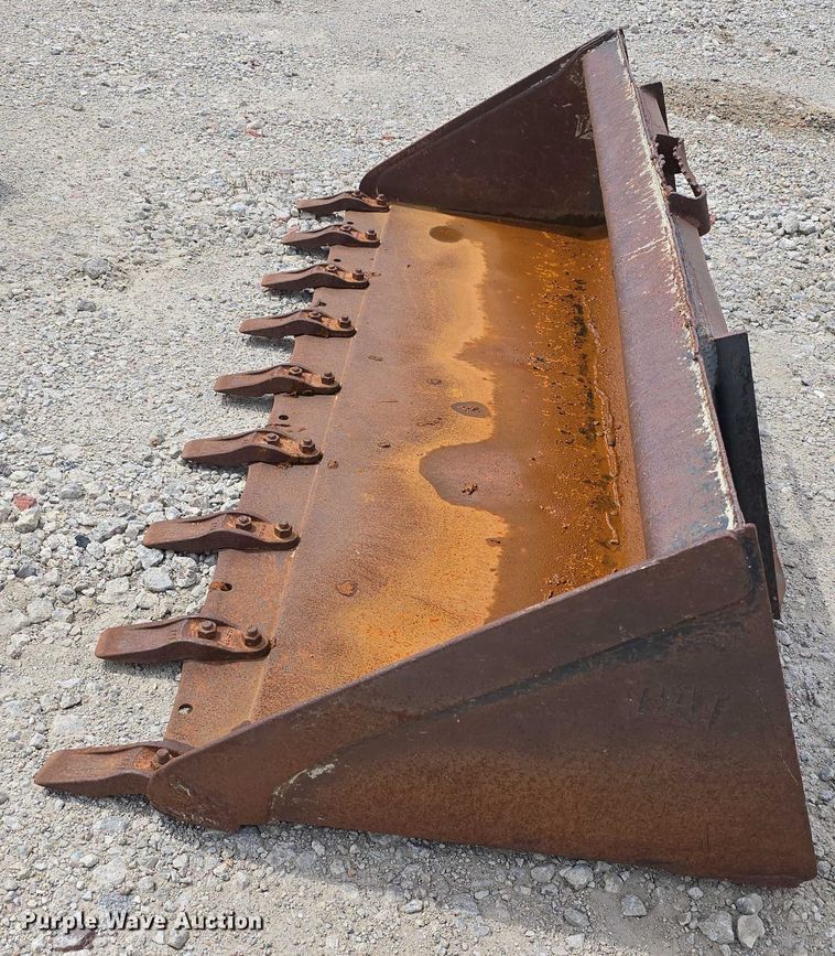 image for item EO1091 4 skid steer buckets