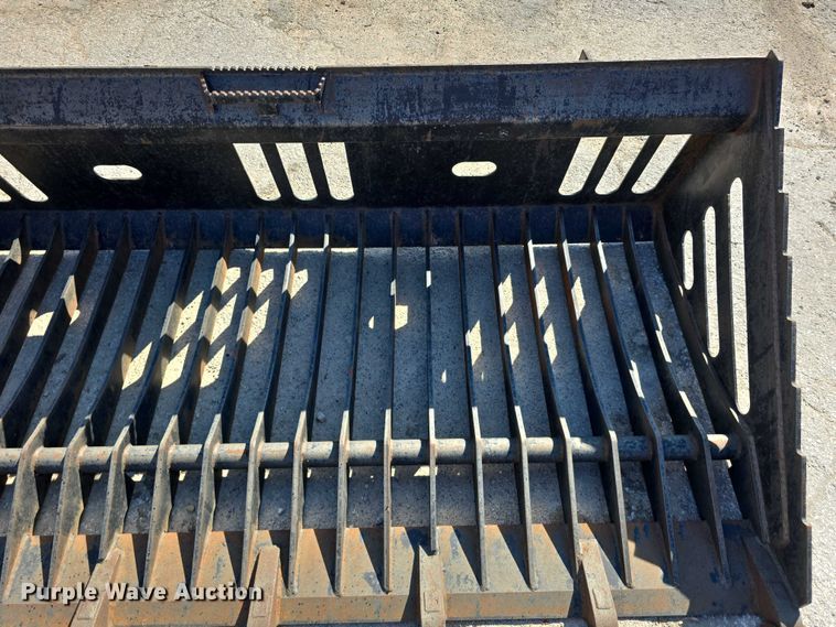 image for item EO1515 skid steer rock bucket