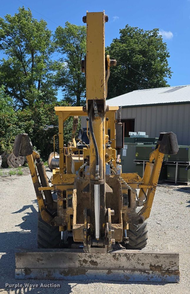 image for item EO1519 Vermeer M-470 trencher