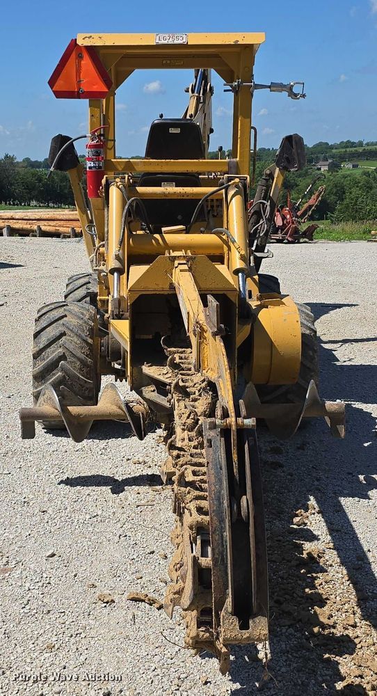 image for item EO1519 Vermeer M-470 trencher