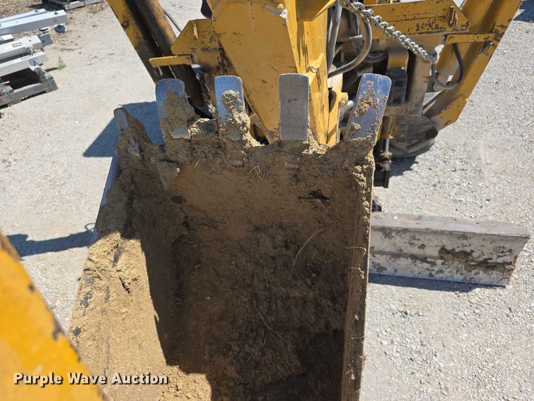 image for item EO1519 Vermeer M-470 trencher