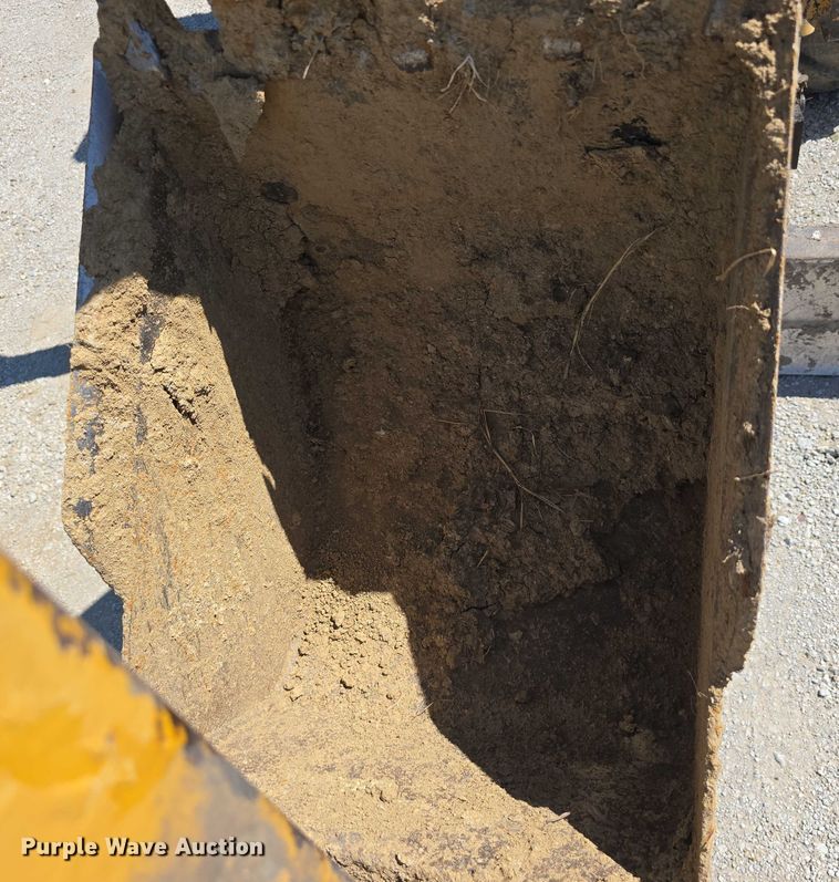 image for item EO1519 Vermeer M-470 trencher