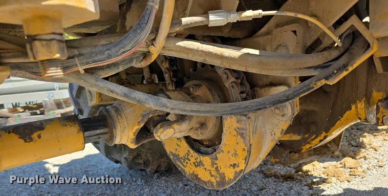 image for item EO1519 Vermeer M-470 trencher