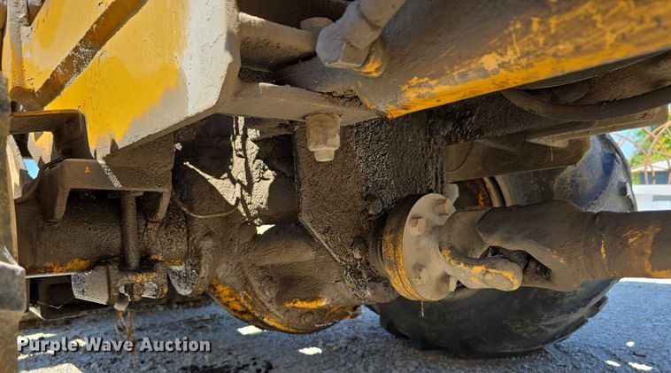 image for item EO1519 Vermeer M-470 trencher