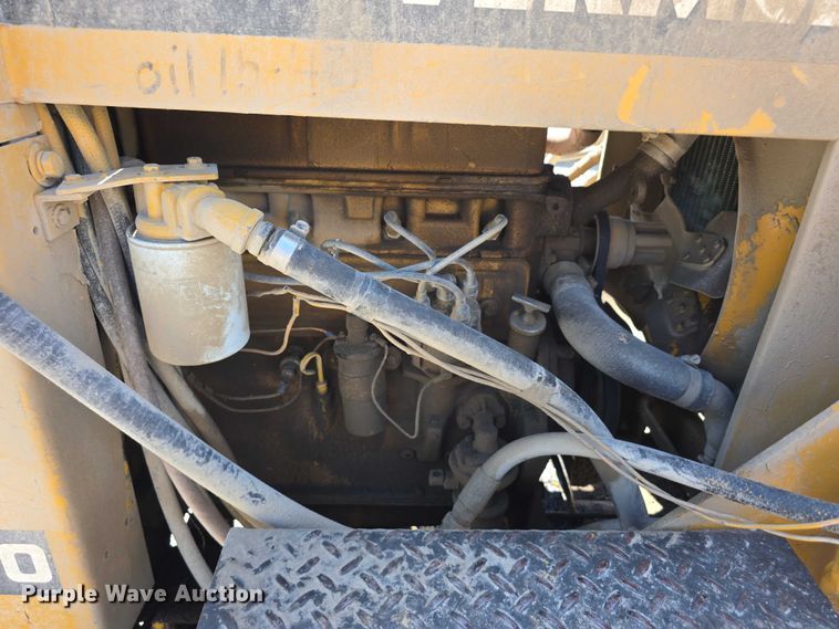 image for item EO1519 Vermeer M-470 trencher