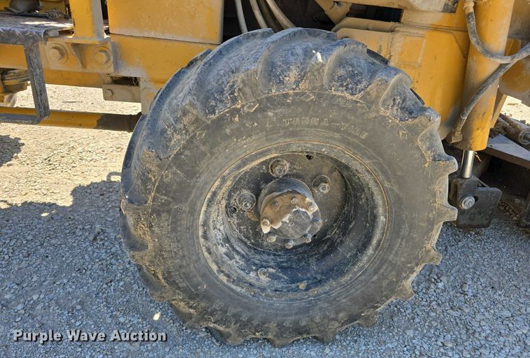 image for item EO1519 Vermeer M-470 trencher