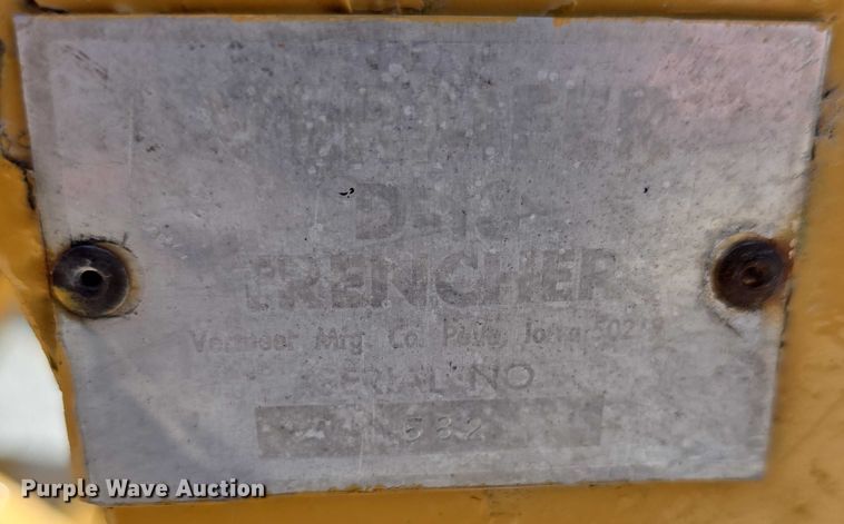 image for item EO1519 Vermeer M-470 trencher