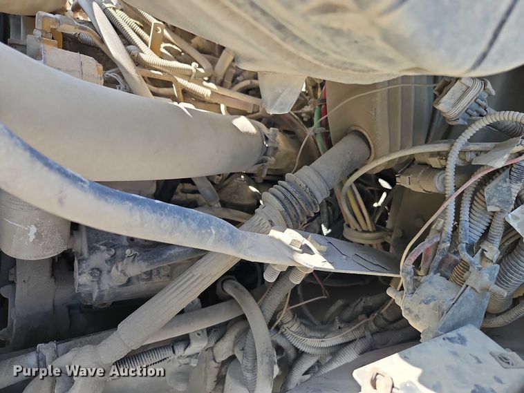 image for item EO4515 2005 Sterling L7500 water truck