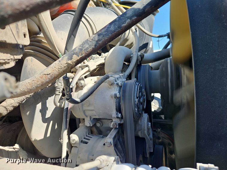 image for item EO4515 2005 Sterling L7500 water truck