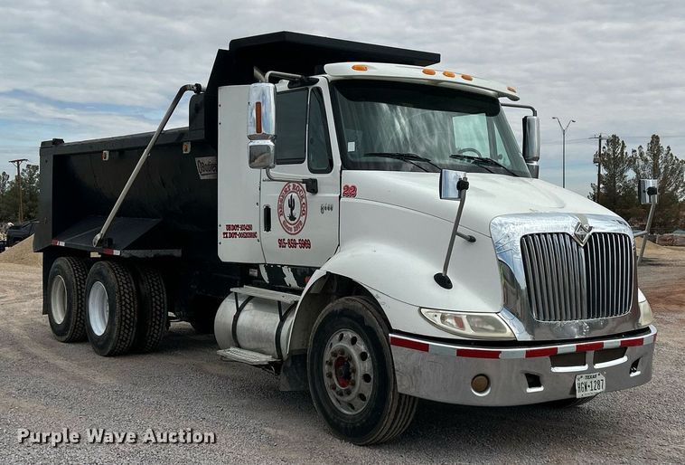 image for item EQ0501 2006 International RF027 dump truck
