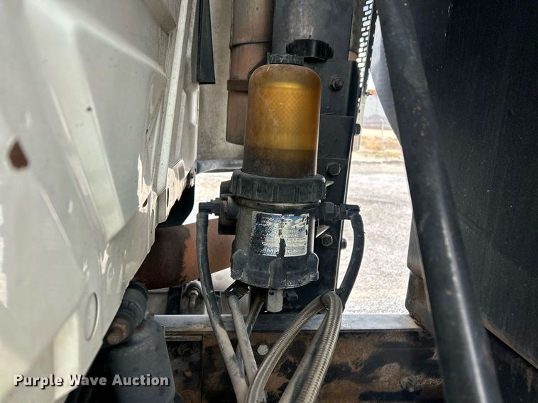 image for item EQ0501 2006 International RF027 dump truck