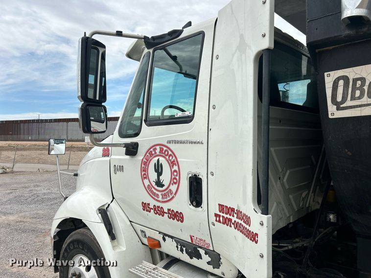 image for item EQ0501 2006 International RF027 dump truck