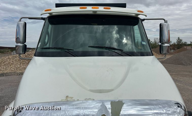 image for item EQ0501 2006 International RF027 dump truck