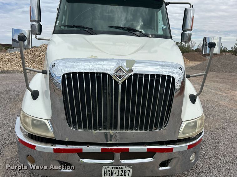 image for item EQ0501 2006 International RF027 dump truck