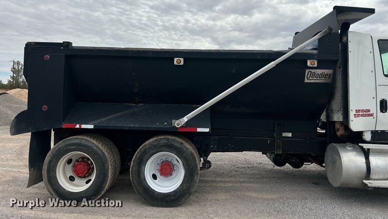 image for item EQ0501 2006 International RF027 dump truck