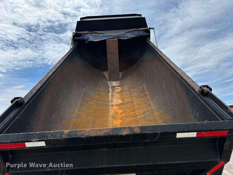 image for item EQ0501 2006 International RF027 dump truck