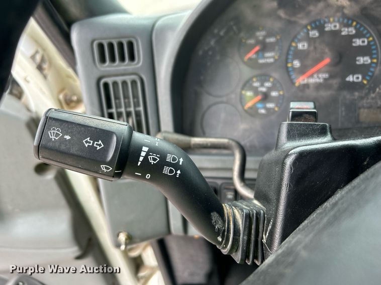 image for item EQ0501 2006 International RF027 dump truck