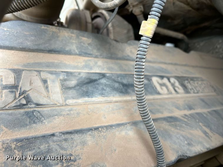 image for item EQ0501 2006 International RF027 dump truck