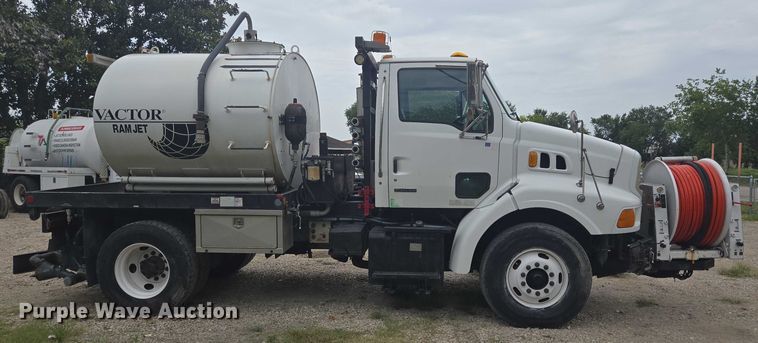 image for item EQ4067 2001 Sterling sewer jetter truck