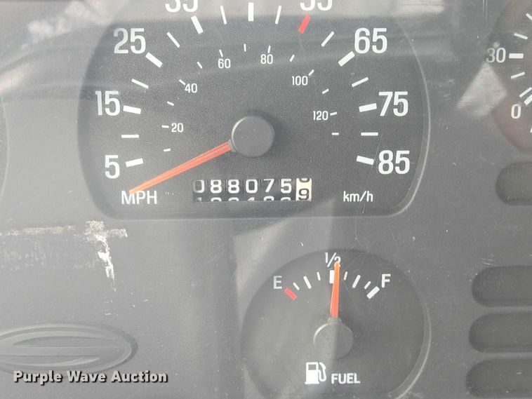 image for item EQ4067 2001 Sterling sewer jetter truck