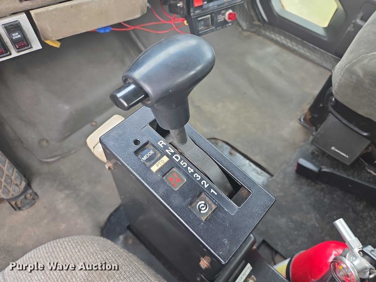 image for item EQ4067 2001 Sterling sewer jetter truck