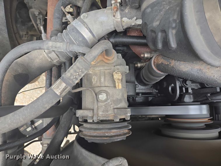 image for item EQ4067 2001 Sterling sewer jetter truck