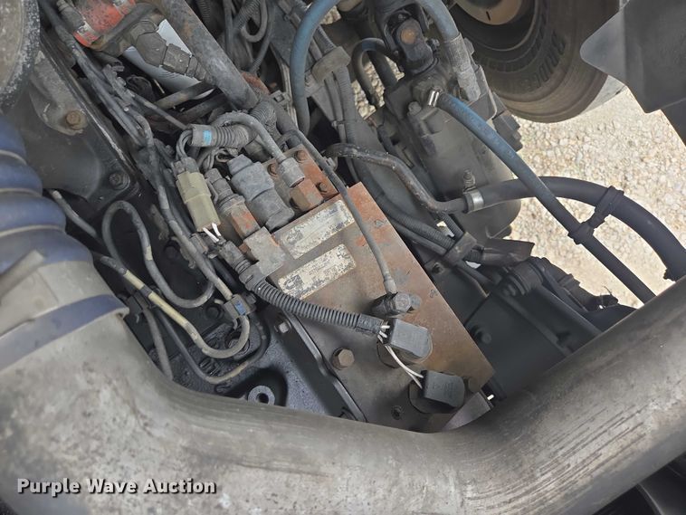 image for item EQ4067 2001 Sterling sewer jetter truck