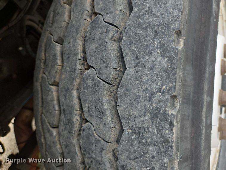 image for item EQ4067 2001 Sterling sewer jetter truck