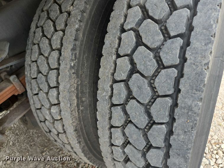 image for item EQ4067 2001 Sterling sewer jetter truck