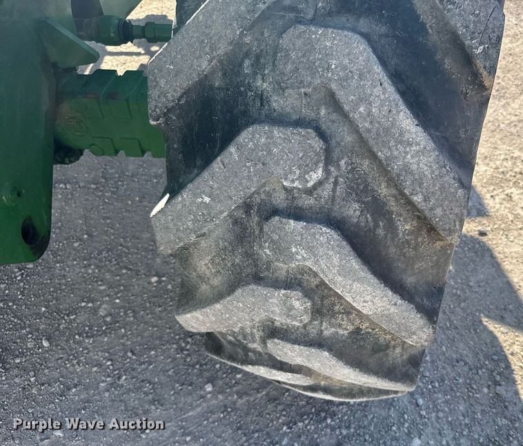 image for item ER2090 2002 John Deere 3400 telehandler