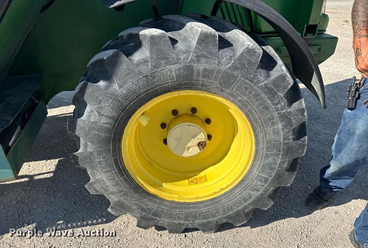 image for item ER2090 2002 John Deere 3400 telehandler