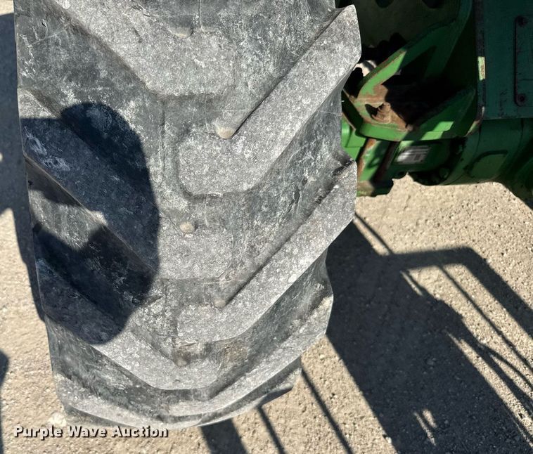 image for item ER2090 2002 John Deere 3400 telehandler