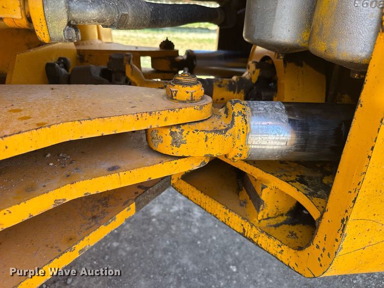 image for item ER2091 1980 John Deere 544B wheel loader