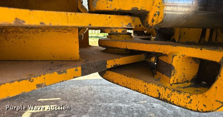 image for item ER2091 1980 John Deere 544B wheel loader