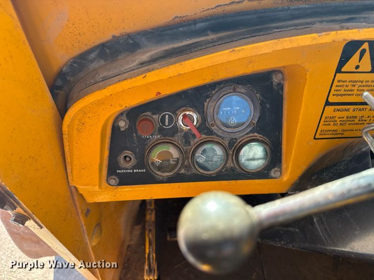 image for item ER2091 1980 John Deere 544B wheel loader