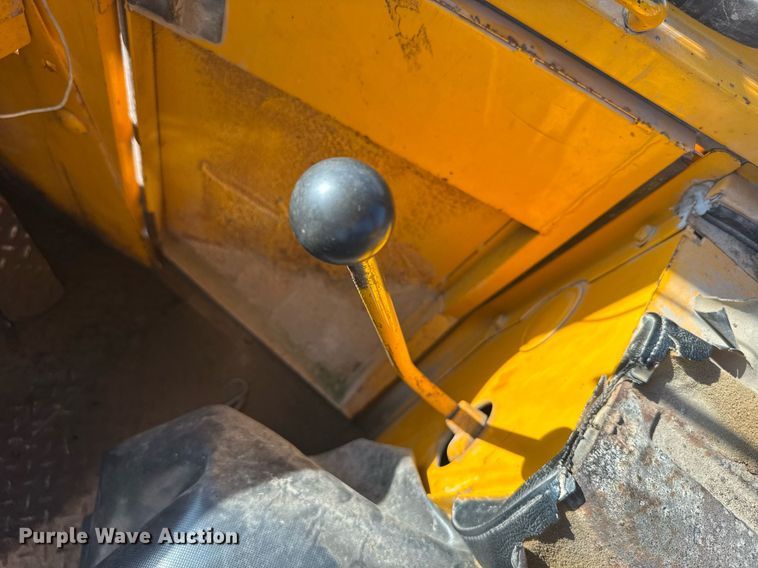 image for item ER2091 1980 John Deere 544B wheel loader