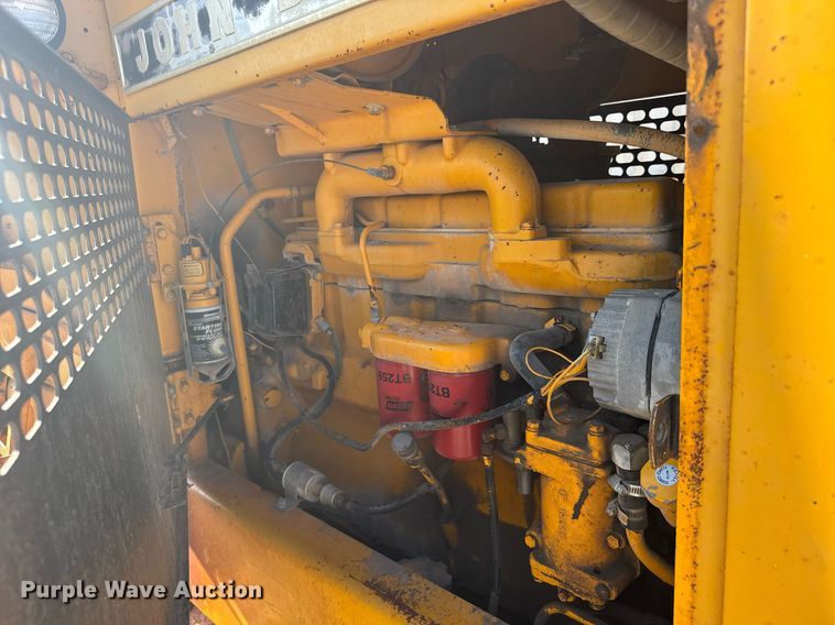 image for item ER2091 1980 John Deere 544B wheel loader