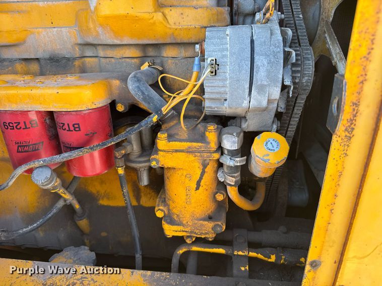 image for item ER2091 1980 John Deere 544B wheel loader