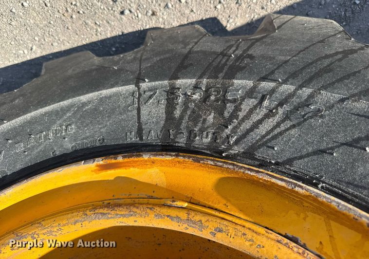 image for item ER2091 1980 John Deere 544B wheel loader