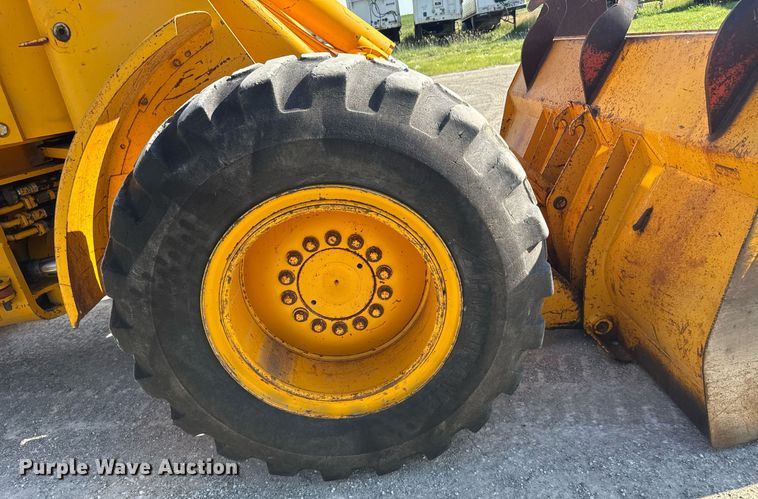 image for item ER2091 1980 John Deere 544B wheel loader