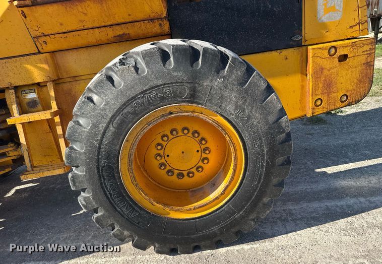 image for item ER2091 1980 John Deere 544B wheel loader