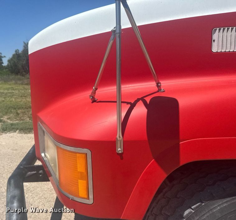 image for item ER2140 1998 Mack CH613 dump truck