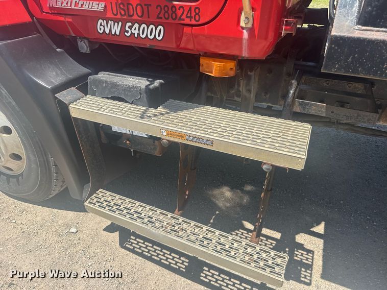 image for item ER2140 1998 Mack CH613 dump truck