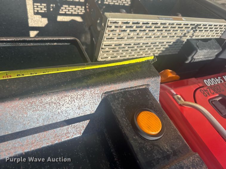 image for item ER2140 1998 Mack CH613 dump truck