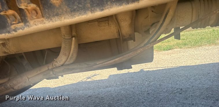 image for item ER2140 1998 Mack CH613 dump truck