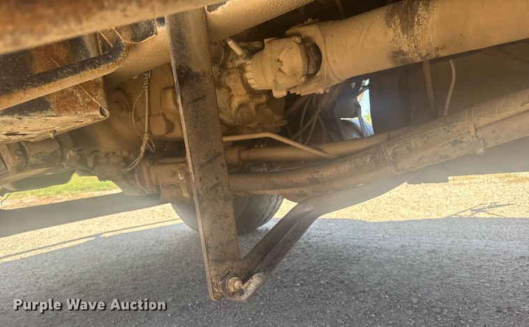 image for item ER2140 1998 Mack CH613 dump truck